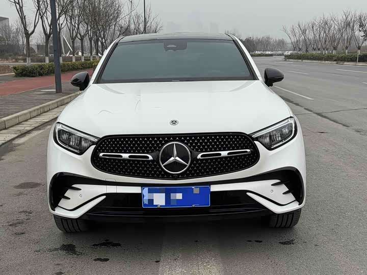Mercedes-Benz GLC-Class Coupe 2025 2025款 GLC 300 4MATIC 轿跑SUV