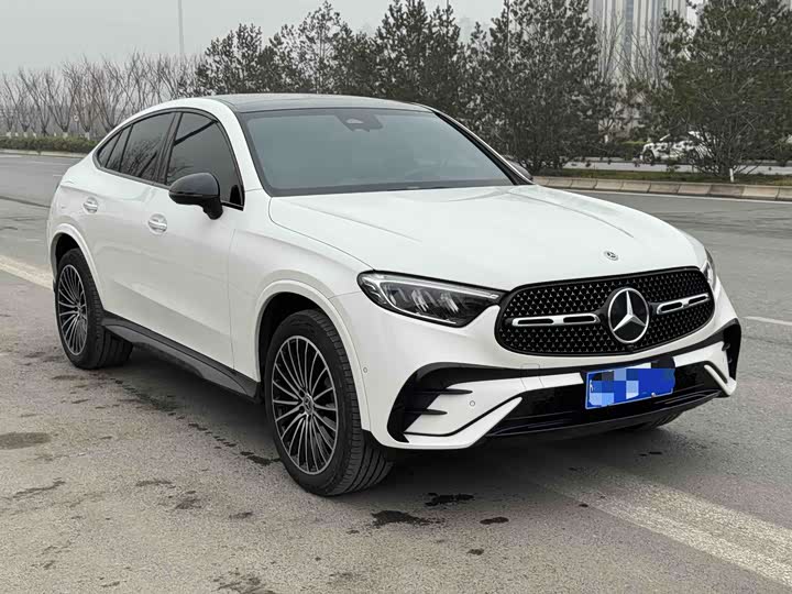 Mercedes-Benz GLC-Class Coupe 2025 2025款 GLC 300 4MATIC 轿跑SUV