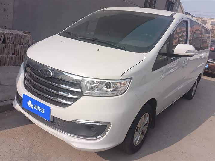 JAC Refine M3 2023 2023款 PLUS 1.8L 7/8座智联版