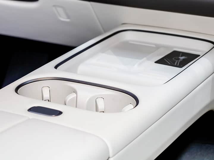 LiXiang i6 2025 2025款 两驱标准版