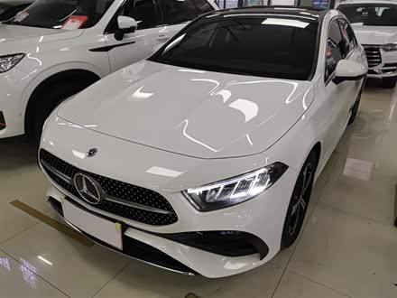 Mercedes-Benz A-Class 2025 2025款 A 200 L 时尚型