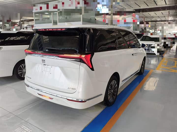 Buick GL8 ES 2025 2025款 陆尊 智享版