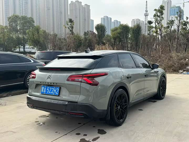 Citroen C5 X 2022 2022款 1.6T 享不凡 虎年开门红版