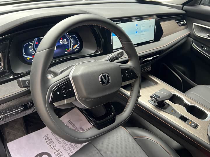 Changan X7 Plus 2024 2024款 1.5T 自动尊耀型 7座