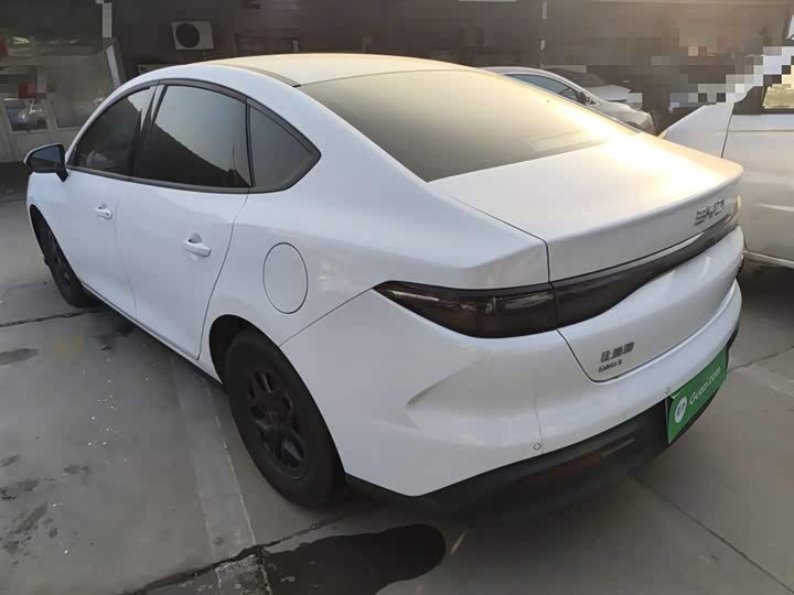 BYD Seal 05 DM-i Hybrid 2025 2025款 DM-i 智驾版 55KM豪华型