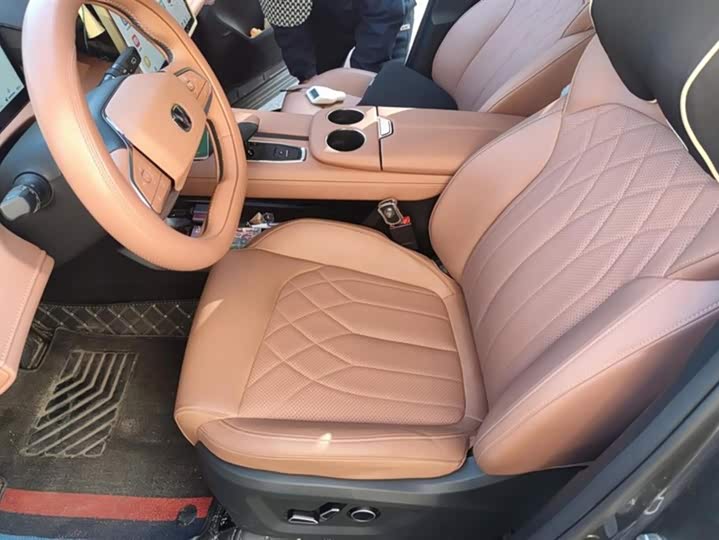 Changan UNI-Z Hybrid 2024 2024款 蓝鲸智电iDD 125km 超越型