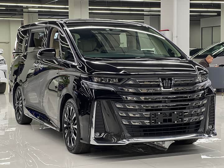 Toyota Vellfire 2024 2024款 皇冠 双擎 2.5L 至尊行政版