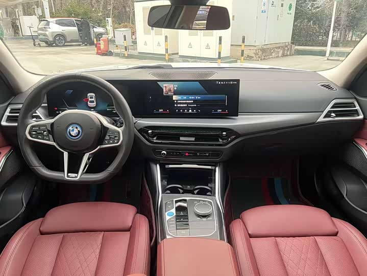 BMW i3 2025 2025款 eDrive 35 L