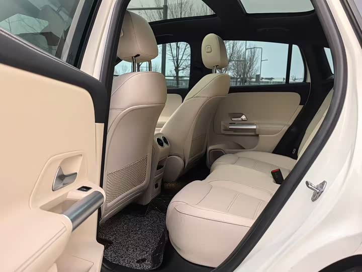 Mercedes-Benz EQA 2022 2022款 EQA 260