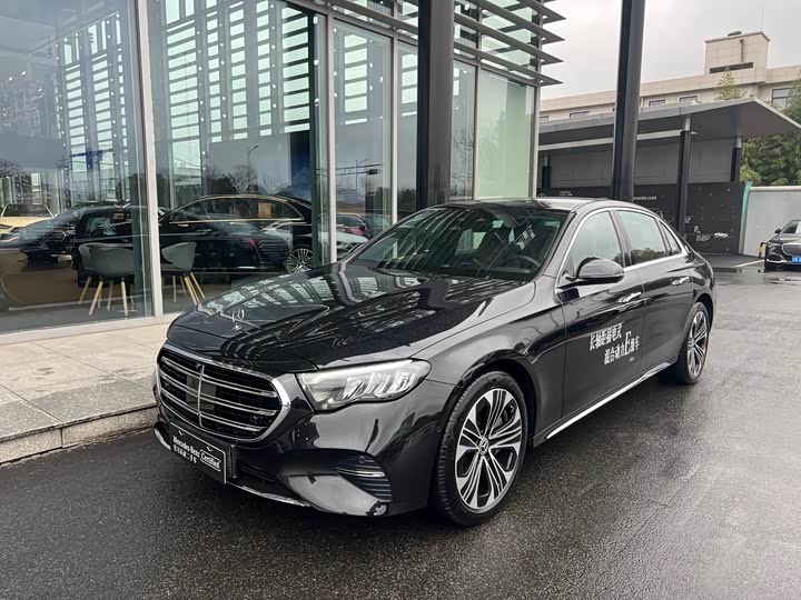 Mercedes-Benz E-Class Hybrid 2024 2024款 E 350 e L 插电式混合动力轿车