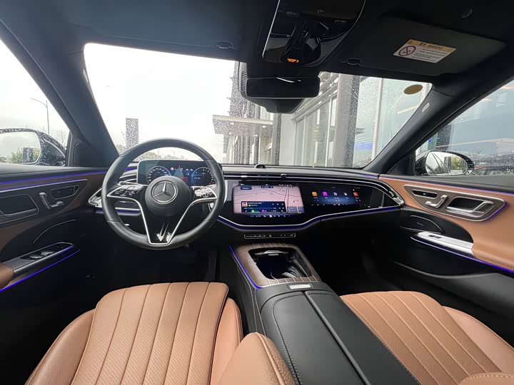 Mercedes-Benz E-Class Hybrid 2024 2024款 E 350 e L 插电式混合动力轿车