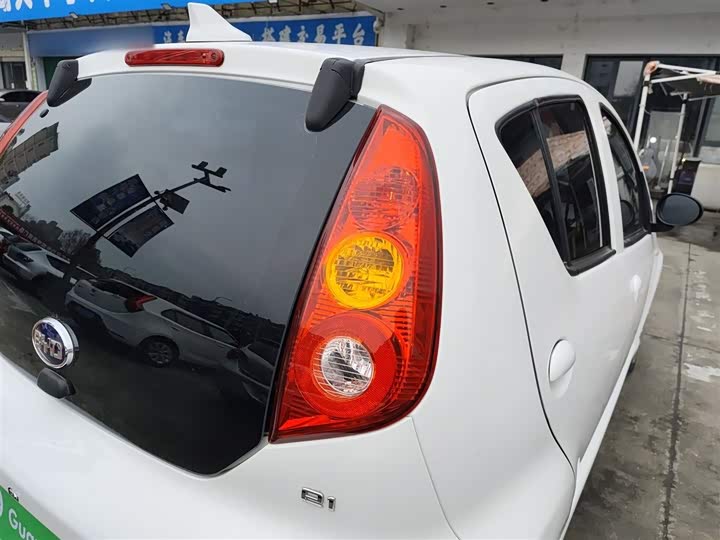 BYD e1 2020 2020款 智·舒适型