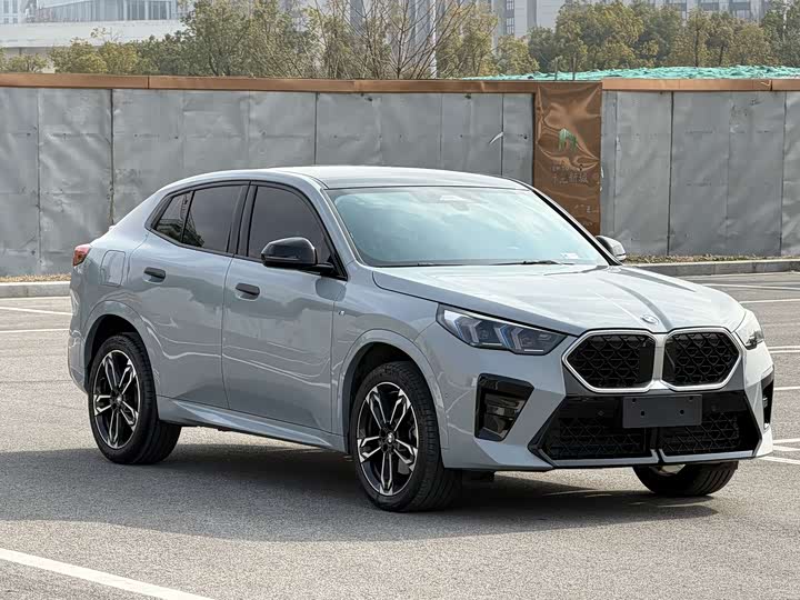 2025 BMW X2