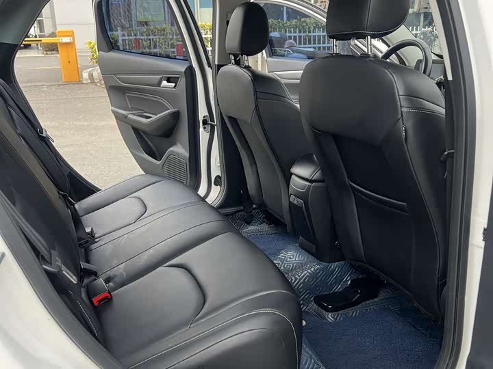 Ford Escort 2021 2021款 1.5L 自动钻石版