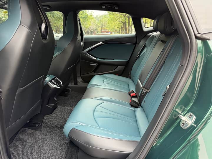 MG Motor 7 2025 2025款 2.0T Trophy+ 超级智驾版