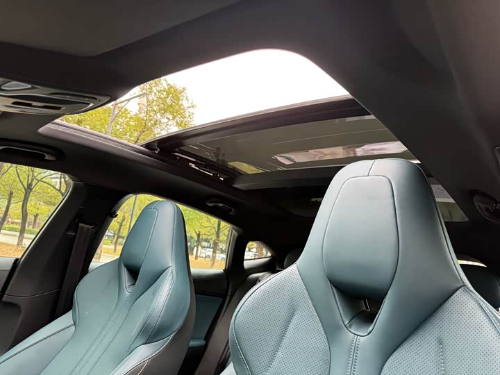 MG Motor 7 2025 2025款 2.0T Trophy+ 超级智驾版