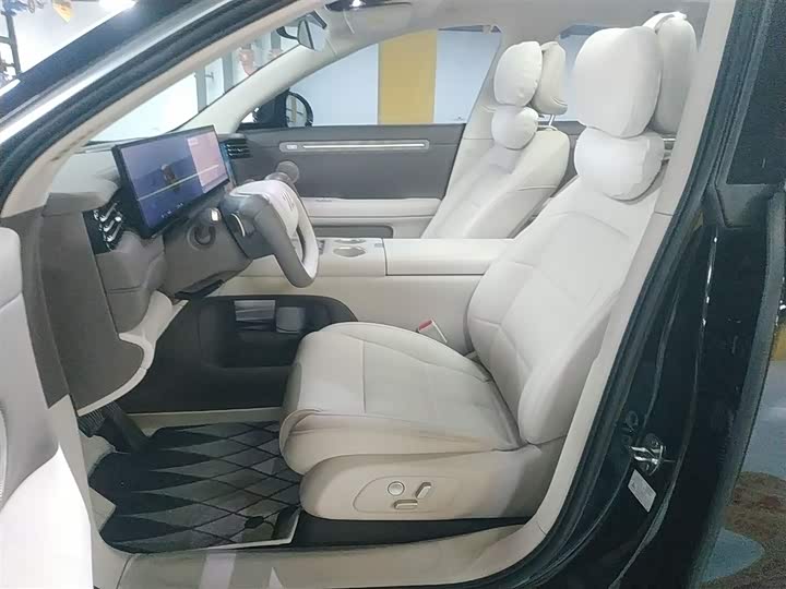 IM motors LS6 2026 2026款 纯电 Max