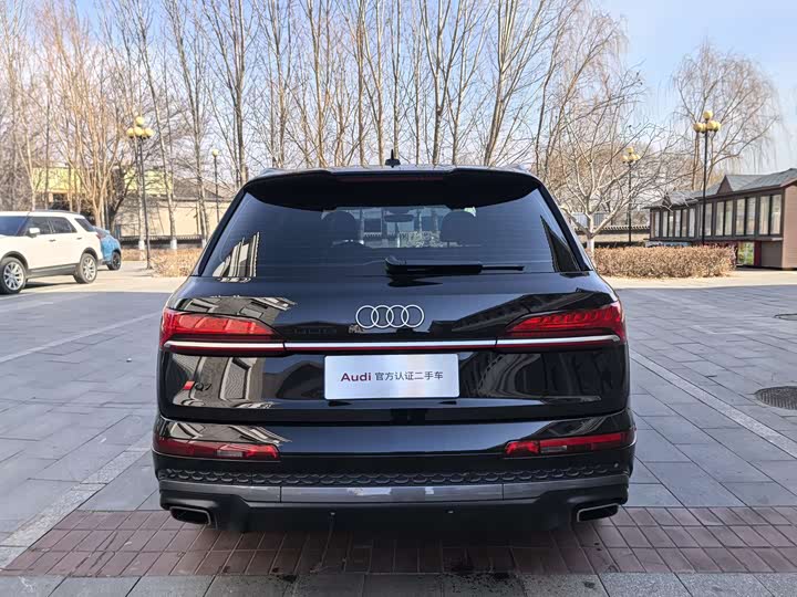 Audi Q7 2024 2024款 55 TFSI quattro S line运动型