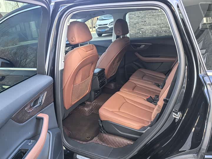 Audi Q7 2024 2024款 55 TFSI quattro S line运动型