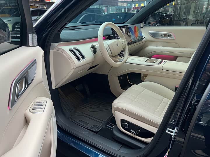 Changan Deepal S09 2025 2025款 四驱Ultra+ 高定版