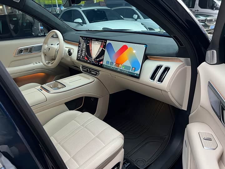 Changan Deepal S09 2025 2025款 四驱Ultra+ 高定版