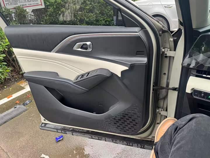 Haval Ruge Max 2023 2023款 1.5L Hi4 105 四驱智能旗舰版