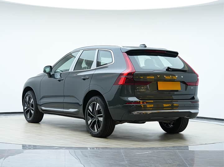 Volvo XC60 2026 2026款 B5 四驱智远豪华版