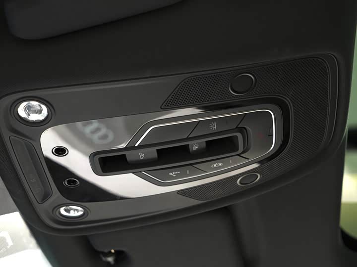 Audi A6L 2025 2025款 45 TFSI 臻选动感型