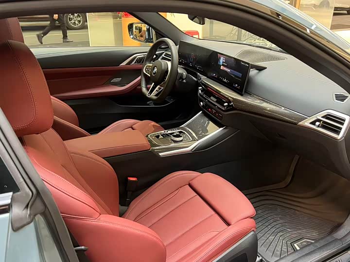 BMW 4 Series 2024 2024款 430i M运动曜夜套装