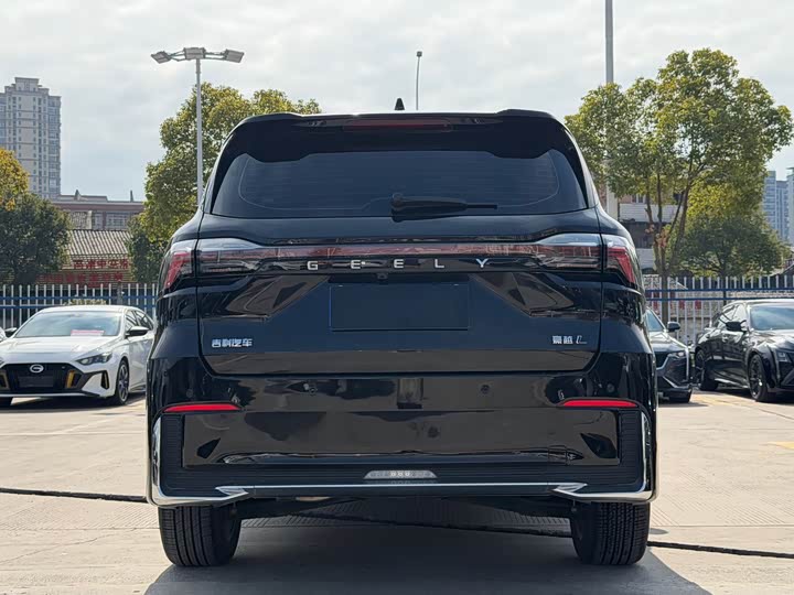 Geely Okavango L 2025 2025款 2.0T DCT尊享款