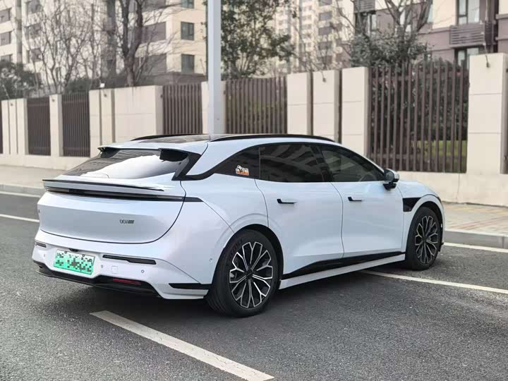 Zeekr 007 GT 2025 2025款 后驱智驾版 75kWh