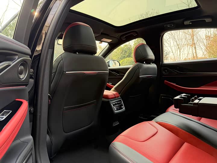 Lincoln Z (Zephyr) 2025 2025款 2.0T 骑士特别版