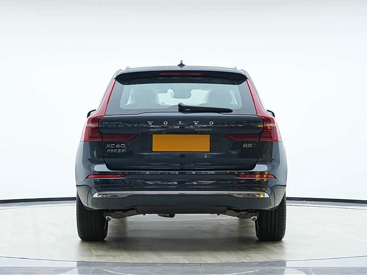 Volvo XC60 2026 2026款 B5 四驱智远豪华版