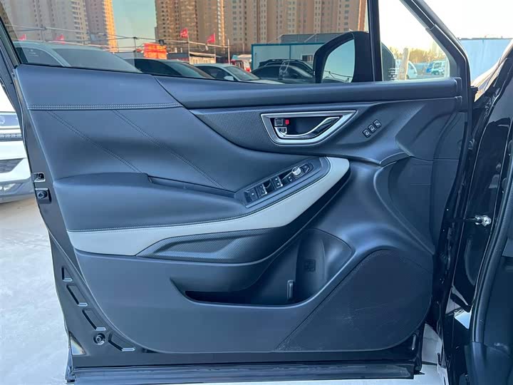 Subaru Forester 2022 2022款 2.0i AWD豪华版EyeSight