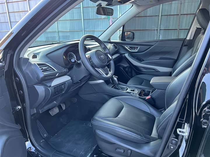 Subaru Forester 2022 2022款 2.0i AWD豪华版EyeSight