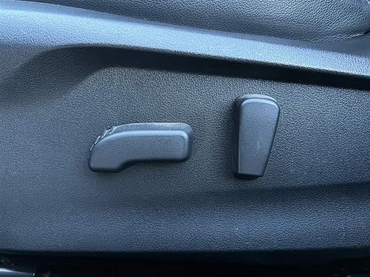 Subaru Forester 2022 2022款 2.0i AWD豪华版EyeSight