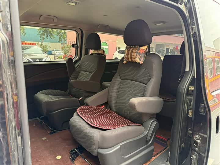 Dongfeng Forthing Lingzhi Plus 2021 2021款 旅行版 2.0L 手动舒适型 7座