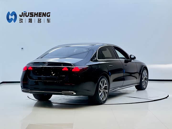 Mercedes-Benz E-Class 2025 2025款 E 300 L 时尚型