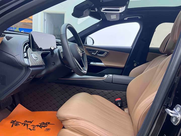 Mercedes-Benz E-Class 2025 2025款 E 300 L 时尚型