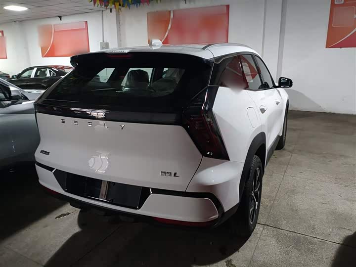 Geely Atlas L 2025 2025款 第四代 1.5TD DCT 启程