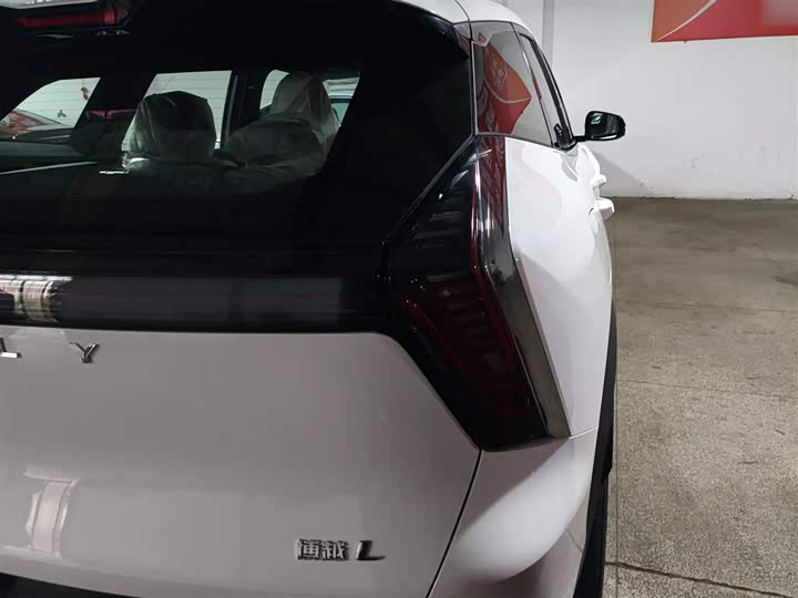 Geely Atlas L 2025 2025款 第四代 1.5TD DCT 启程