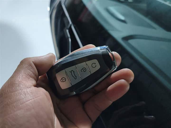 Geely Atlas L 2025 2025款 第四代 1.5TD DCT 启程