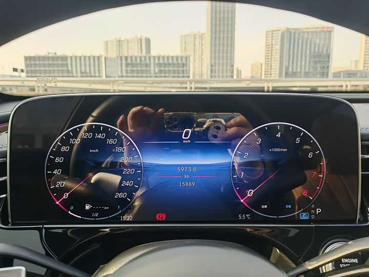 Mercedes-Benz E-Class 2025 2025款 E 300 L 豪华型