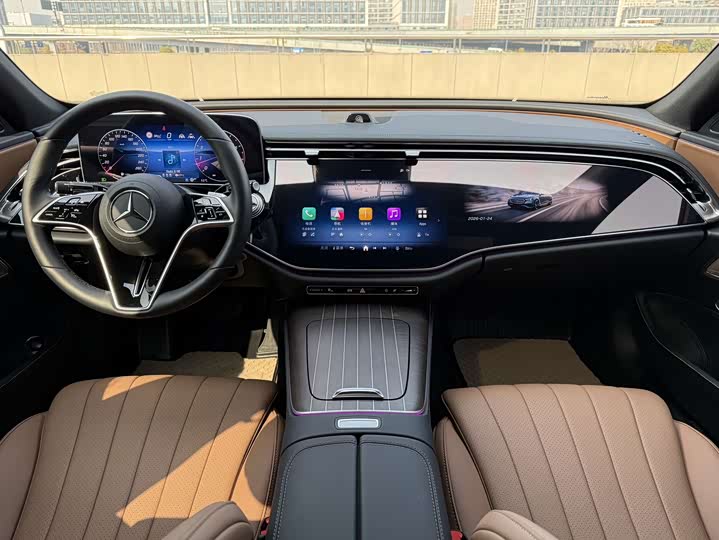 Mercedes-Benz E-Class 2025 2025款 E 300 L 豪华型