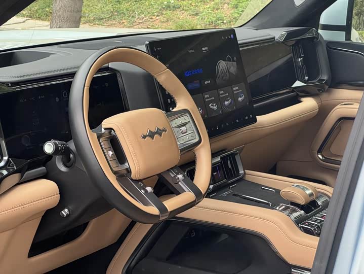 BYD FangChengBao Leopard 8 2025 2025款 智勇旗舰版 6座