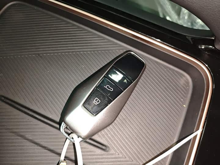 Chery iCar 03 2024 2024款 401km 两驱标准悦潮版