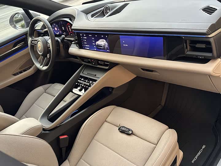 Porsche Macan EV 2025 2025款 Macan 4 劲驰版