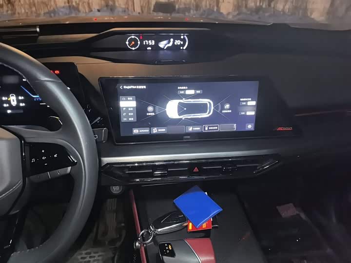 Changan Oshan Z6 2023 2023款 蓝鲸 1.5T DCT智酷型