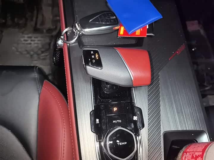 Changan Oshan Z6 2023 2023款 蓝鲸 1.5T DCT智酷型