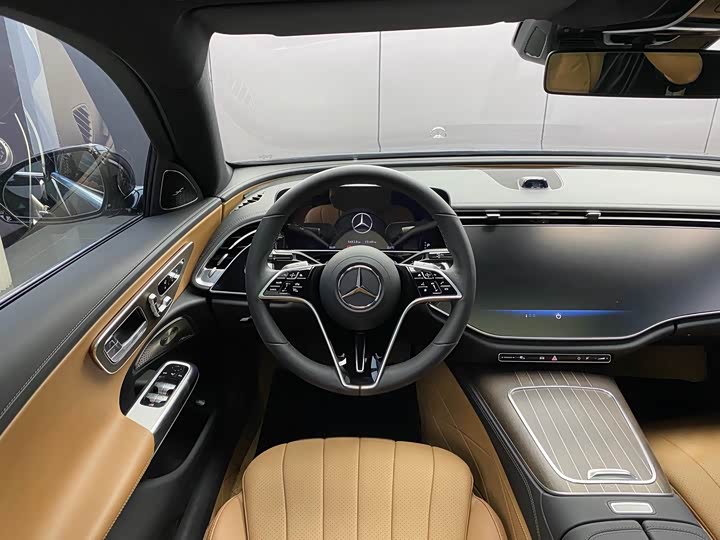 Mercedes-Benz E-Class 2025 2025款 E 300 L 豪华型